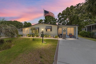 514 Saint Andrews Blvd, Lady Lake, FL 32159