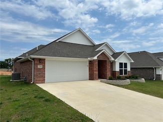 5360 Little Field Ave, Springdale, AR 72762