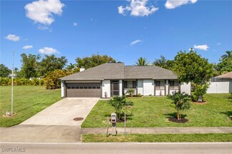 1618 Country Club Blvd, Cape Coral, FL 33990