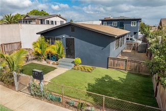 945 W 76th St, Los Angeles, CA 90044