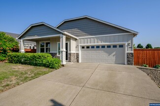 3962 Edgewater Dr NE, Albany, OR 97322
