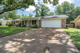 3913 Belle Mere St, Tyler, TX 75701