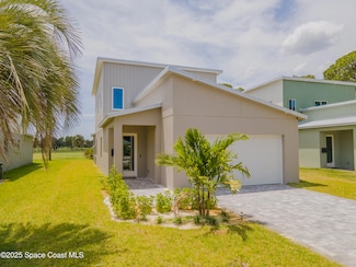 2148 Country Club Rd, Melbourne, FL 32901