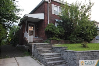 717 Saint George Ave, Woodbridge, NJ 07095