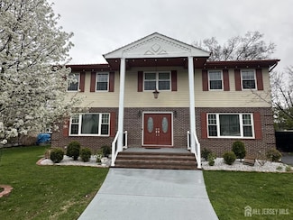 741 S Middlesex Ave, Colonia, NJ 07067
