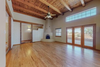 351 Camino de La Tierra, Corrales, NM 87048