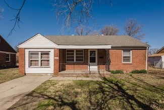 1681 N Kenmar Dr, Wichita, KS 67208