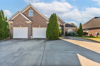 2517 Bedford Ct, Bowling Green, KY 42104
