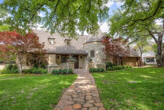 2920 Simondale Dr, Fort Worth, TX 76109