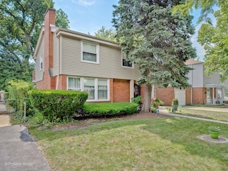 8517 N Crawford Ave, Skokie, IL 60076