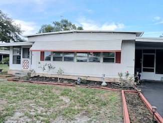 108 Camellia Dr, Leesburg, FL 34788