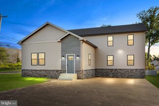 1844 Ford Rd, Bristol, PA 19007