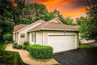 3874 Woodbury Oval Unit 93, Stow, OH 44224