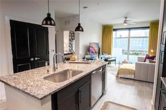 505 Courtland St NE Unit 909, Atlanta, GA 30308