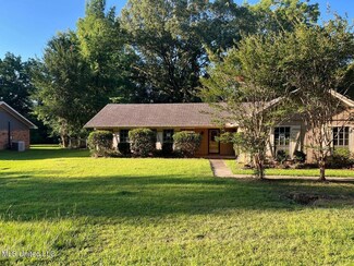 401 Goodrum Rd, Vicksburg, MS 39180