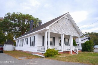 104 E Vernon Ave, Kinston, NC 28501