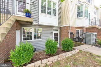 2481 Wentworth Dr, Crofton, MD 21114