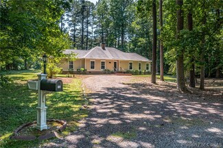 190 Fairway Dr, Irvington, VA 22480