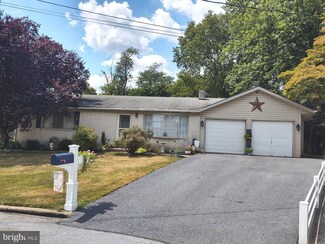 5900 Huntingdon Cir, Harrisburg, PA 17111