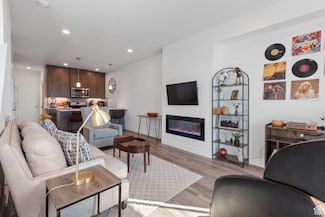 2211 N 525 W, Layton, UT 84041