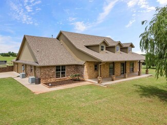 12001 SW 119th St, Mustang, OK 73064