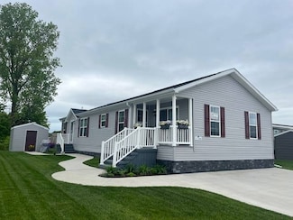 37348 Sandstone Trail, Lenox, MI 48048