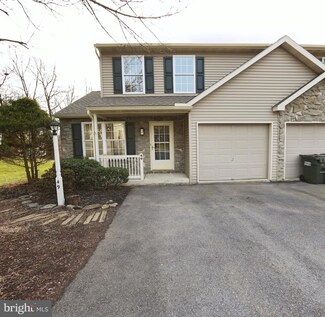 49 Ridge Ave, Ephrata, PA 17522