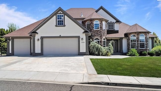 2808 Riverbend Dr, Richland, WA 99354