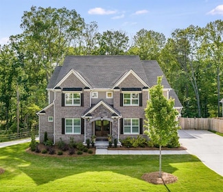 771 Phil Haven Ln, Kennesaw, GA 30152