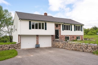 71 Arlene Dr, Pelham, NH 03076