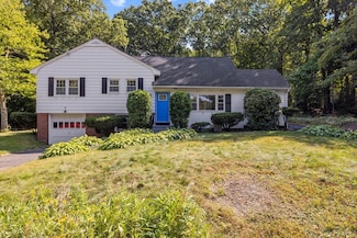 29 Montview Rd, Chelmsford, MA 01824
