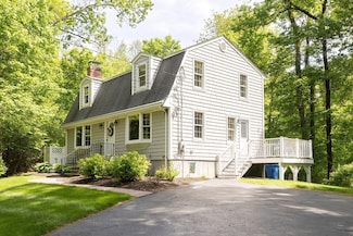 190 Sheldon Rd, Wrentham, MA 02093