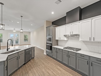 1106 Adele St, Houston, TX 77009