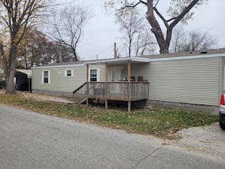 301 S Cedar St, Commerce, OK 74339