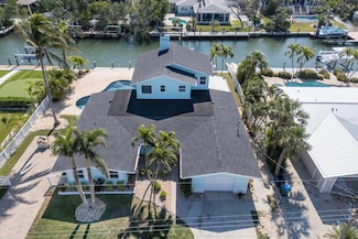 511 77th St, Holmes Beach, FL 34217
