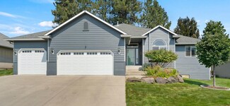819 Upper Terrace Ln, Colbert, WA 99005