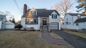 135 Dell Ave, Mount Vernon, NY 10550