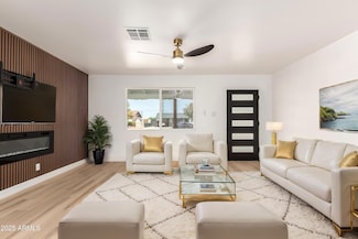 6813 E Diamond St, Scottsdale, AZ 85257