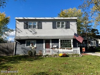 26 Bailey Ave, Latham, NY 12110