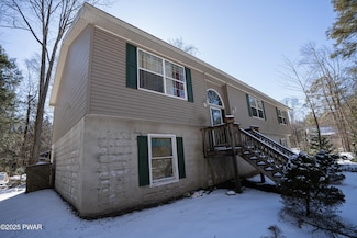 5 Applegate Rd, the Hideout, PA 18436