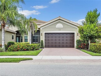 13396 Coronado Dr, Naples, FL 34109