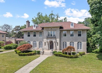 55 Arden Park Blvd, Detroit, MI 48202