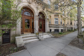 8 Browne St Unit 1, Brookline, MA 02446
