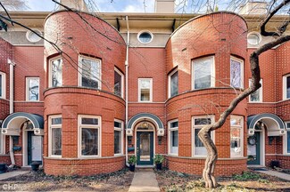 2935 N Lakewood Ave, Chicago, IL 60657