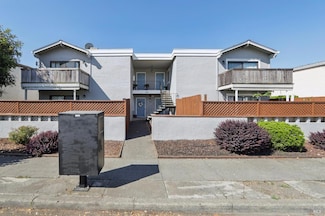 775 Benicia Dr, Santa Rosa, CA 95409