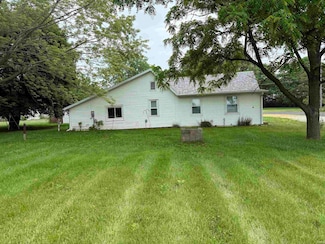 640 N Cherry St, Losantville, IN 47354