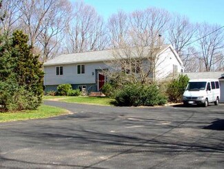 769 Stafford St, Rochdale, MA 01542