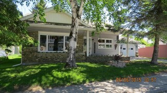 146 Pleasant St, Fort Kent, ME 04743