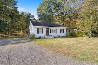 37 Boynton Rd, Buxton, ME 04093