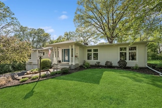 14 Eldorado Dr, Saint Paul, MN 55110